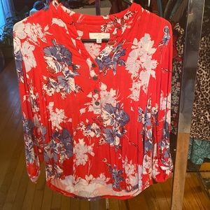 Floral flow top